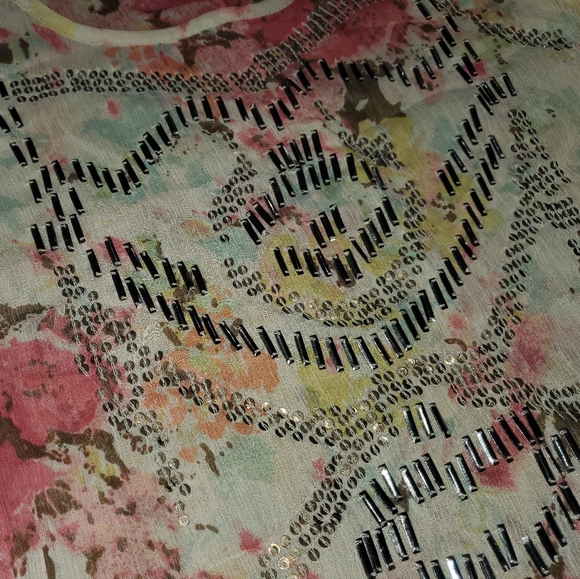 New Women's Pins and Needles Beaded & Sequin Summer Floral Watercolor Blouse Top - Picture 3 of 8